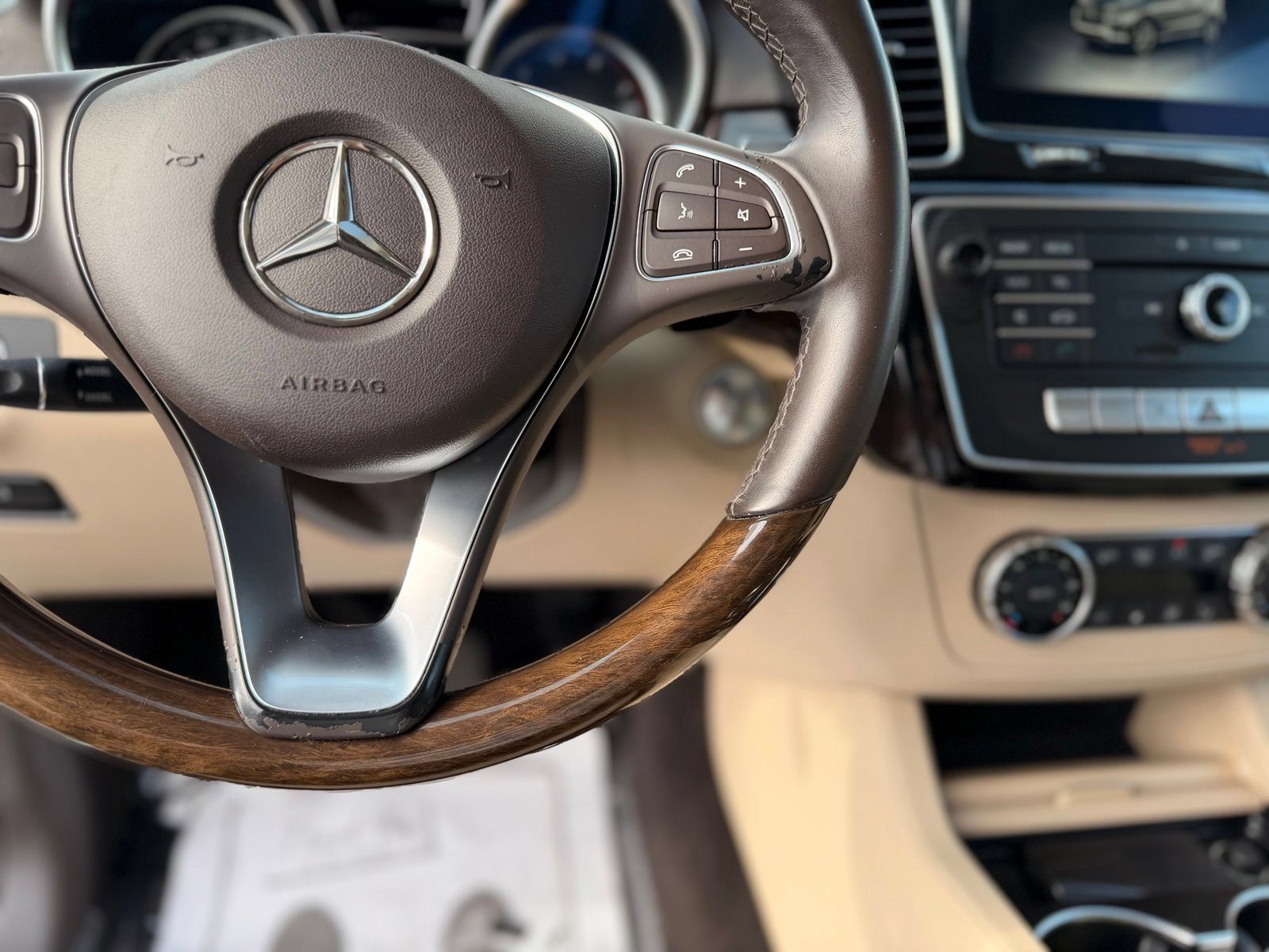 Used 2018 Mercedes-Benz GLE 350 image 18