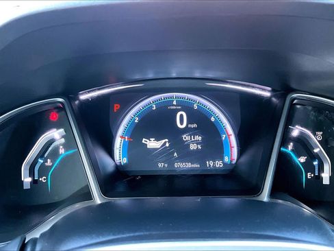 Used 2018 Honda Civic EX image 26