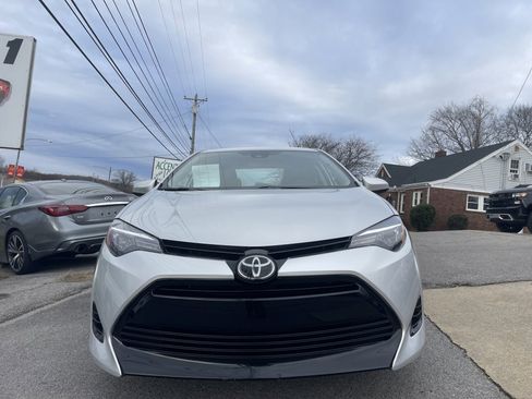 Used 2018 Toyota Corolla L image 2
