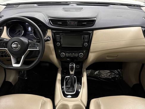 Used 2019 Nissan Rogue SL w/ Premium Package image 27