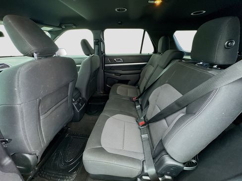 Used 2019 Ford Explorer XLT w/ Equipment Group 201A image 15
