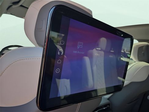 New 2026 Cadillac Escalade IQ Luxury 1 w/ LPO, Floor Liner Package image 17