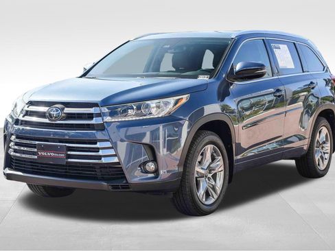 Used 2017 Toyota Highlander Limited AWD/4WD image 5