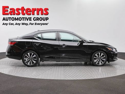 Used 2023 Nissan Sentra SV w/ SV Premium Package FWD image 4
