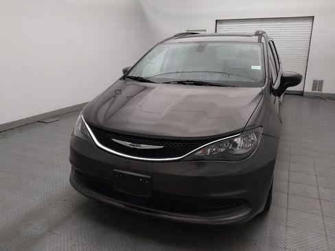 Used 2021 Chrysler Voyager Lxi FWD image 15