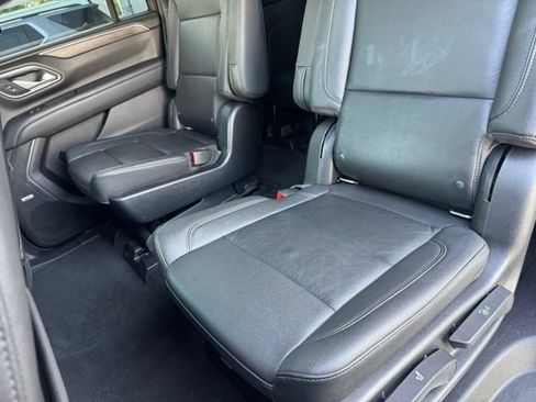 Used 2021 Chevrolet Suburban Z71 w/ Rear Media and Nav Package AWD/4WD image 8