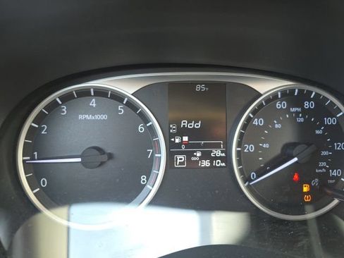 Used 2023 Nissan Kicks S FWD image 10