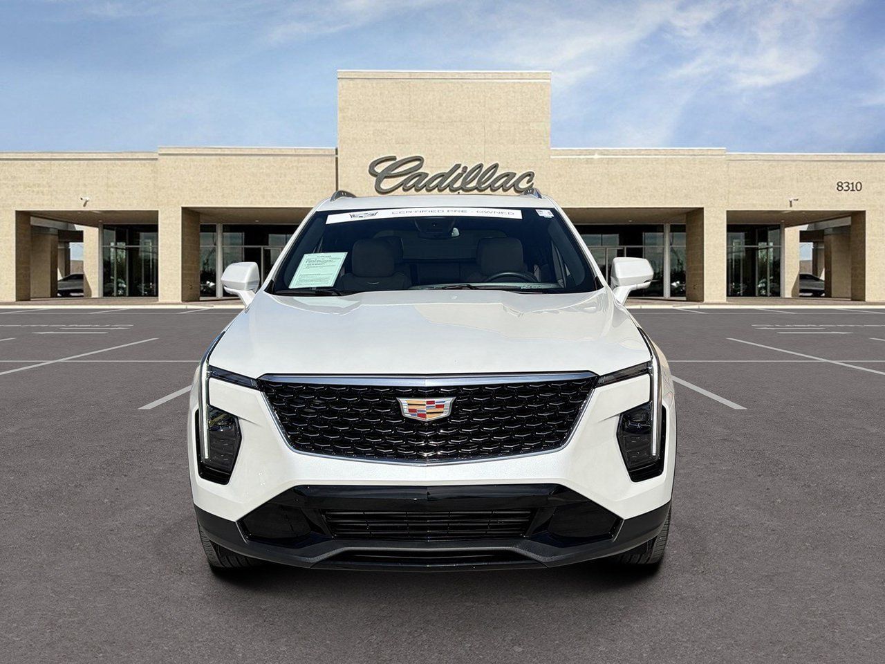 Certified 2025 Cadillac XT4 Premium Luxury FWD image 2