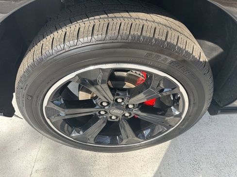 Used 2023 Ford Expedition Max Limited image 6