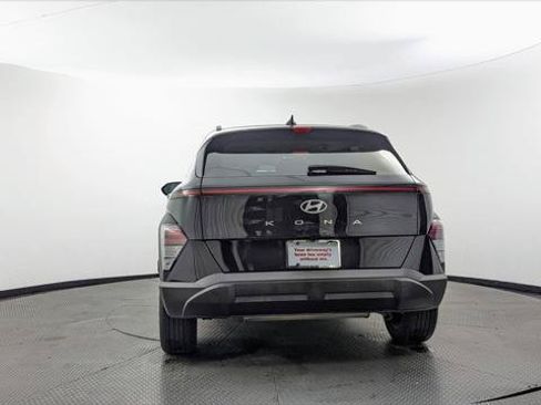 Used 2024 Hyundai Kona SEL FWD image 7