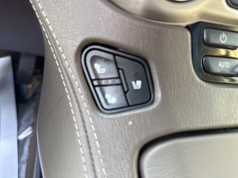 Used 2019 GMC Yukon Denali w/ Denali Ultimate Package AWD/4WD image 20
