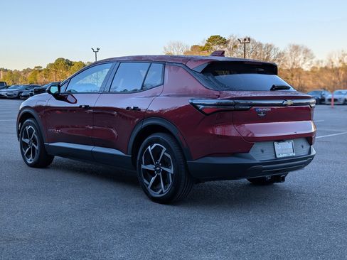 Used 2025 Chevrolet Equinox EV LT image 7
