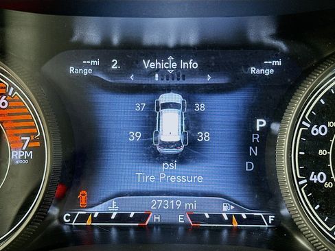 Used 2022 Jeep Cherokee Limited w/ Elite Package image 19