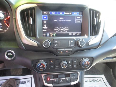 Used 2022 GMC Terrain Denali w/ LPO, Floor Liner Package AWD/4WD image 24