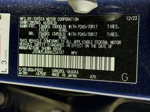 Used 2024 Toyota 4Runner SR5 image 32