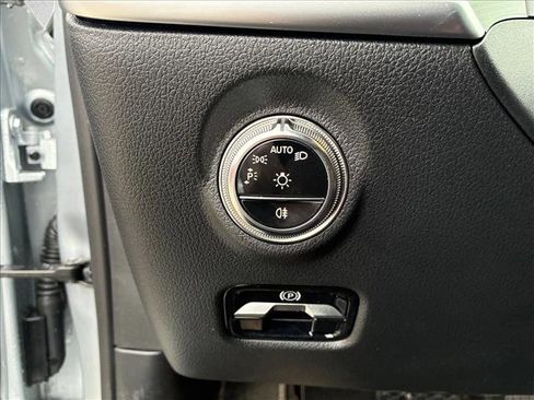 Certified 2026 Mercedes-Benz C 300 4MATIC Sedan image 13