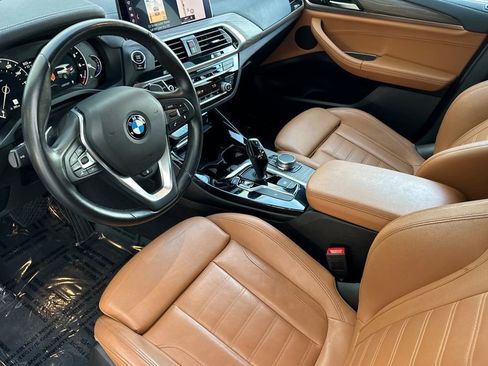 Used 2019 BMW X3 sDrive30i w/ Premium Package image 9