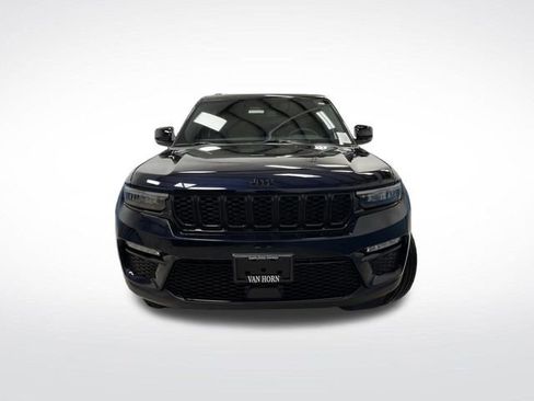 Used 2024 Jeep Grand Cherokee Limited w/ Black Appearance Package image 12