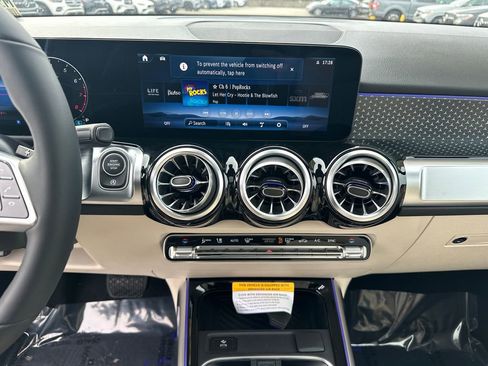 New 2026 Mercedes-Benz GLB 250 image 30