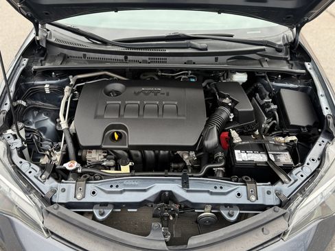 Used 2019 Toyota Corolla LE image 12