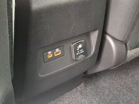 Used 2022 Nissan Frontier PRO-4X image 28