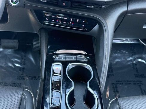 Used 2021 Buick Envision Essence w/ Technology Package I AWD/4WD image 15