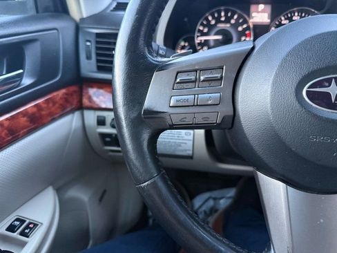 Used 2011 Subaru Outback 3.6R Limited w/ PWR Moonroof Pkg image 15