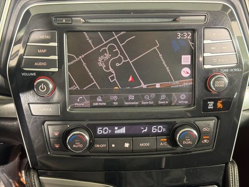 Used 2019 Nissan Maxima 3.5 SL w/ Floor Mat Group FWD image 18