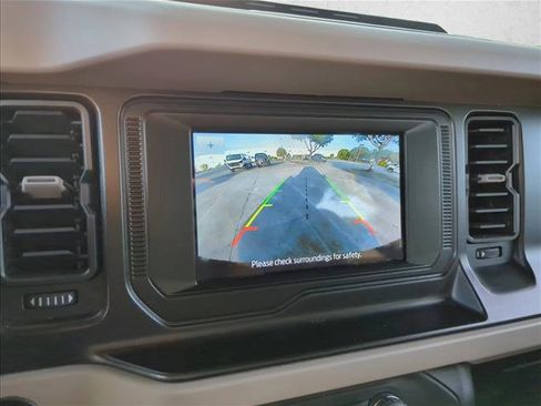 Used 2021 Ford Bronco Big Bend w/ Sasquatch Package image 10