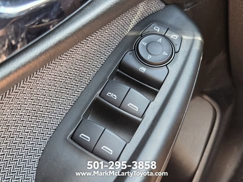 Used 2025 Chevrolet TrailBlazer LT FWD image 23