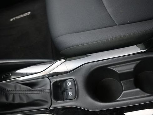 Used 2022 Toyota Corolla LE FWD image 13