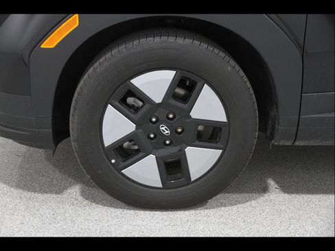 Certified 2026 Hyundai Santa Fe SEL image 22