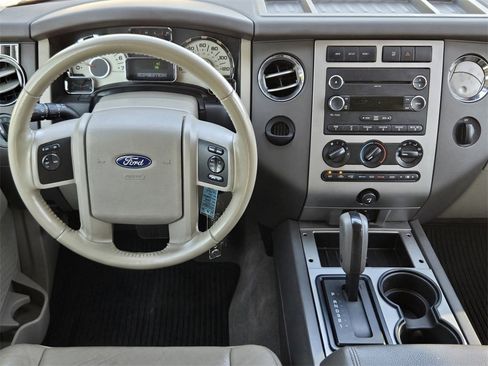 Used 2013 Ford Expedition EL XLT w/ Leather Seating Pkg image 24