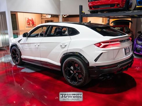 Used 2019 Lamborghini Urus AWD/4WD image 15