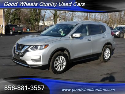 Used 2018 Nissan Rogue SV w/ Sun & Sound Touring Package
