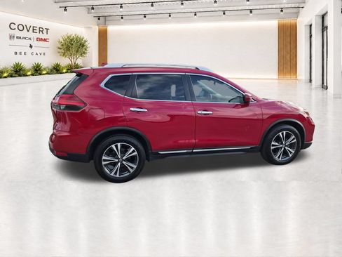 Used 2017 Nissan Rogue SL FWD image 12