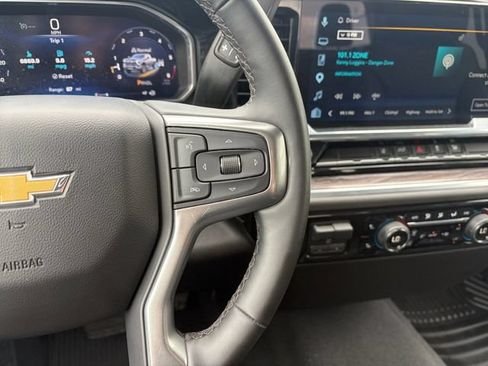 Used 2026 Chevrolet Silverado 2500 LTZ AWD/4WD image 8