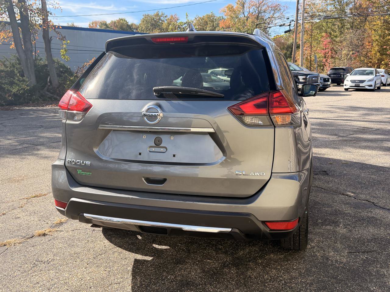 Used 2017 Nissan Rogue SL w/ SL Premium Package AWD/4WD image 6