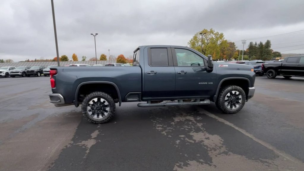 Used 2020 Chevrolet Silverado 2500 LT w/ All Star Edition AWD/4WD image 9