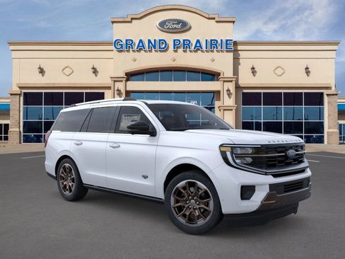 New 2025 Ford Expedition King Ranch image 7