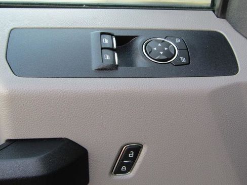 Used 2019 Ford F250 XL w/ Power Equipment Group image 22