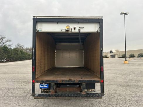 Used 2019 Ford E-350 and Econoline 350 Super Duty RWD image 23