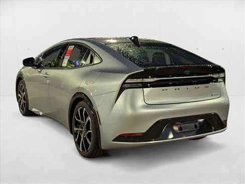 New 2026 Toyota Prius Plug-In Hybrid image 9