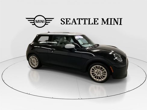 Certified 2025 MINI Cooper S image 13
