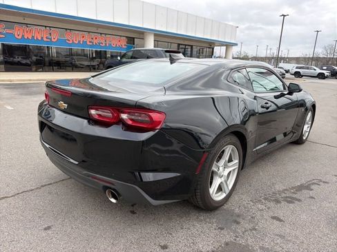 Used 2020 Chevrolet Camaro LT image 3