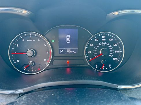 Used 2015 Kia Forte EX w/ UVO Package W/17" Alloys image 19