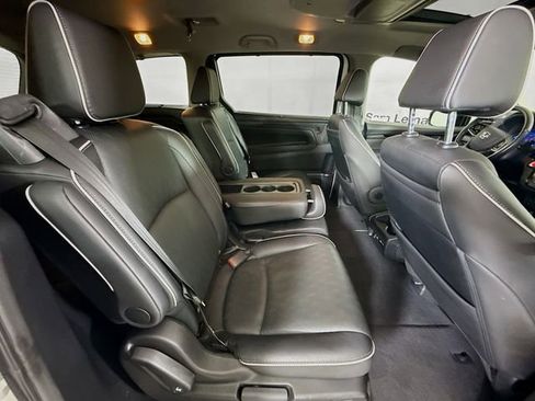 Used 2022 Honda Odyssey Elite image 27