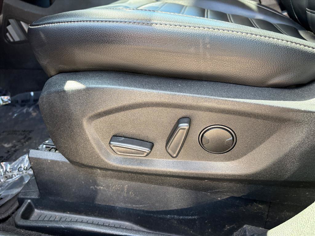 Used 2021 Ford Edge SEL FWD image 17