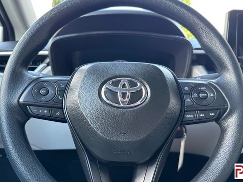 Used 2026 Toyota Corolla Cross L AWD/4WD image 25