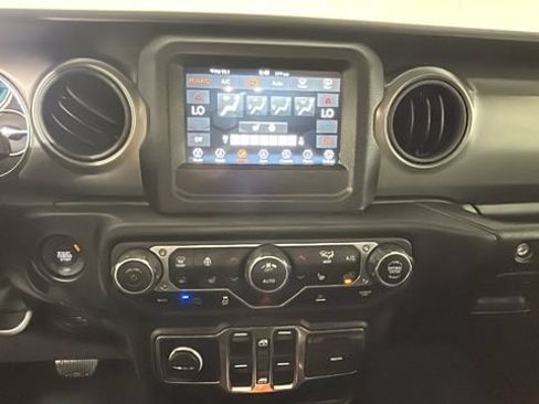 Used 2023 Jeep Wrangler Unlimited w/ Cold Weather Group AWD/4WD image 23